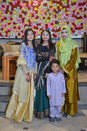Usama & Bisma Mehndi 00212