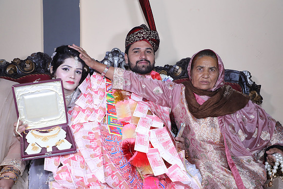 Ibrar & Aleena Barat 00213