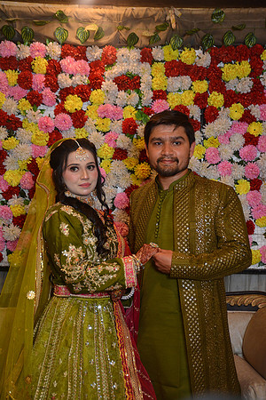 Usama & Bisma Mehndi 00053