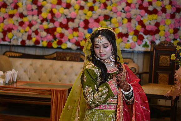 Usama & Bisma Mehndi 00045