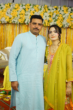 Rafiya & Fahad Mehndi 00206