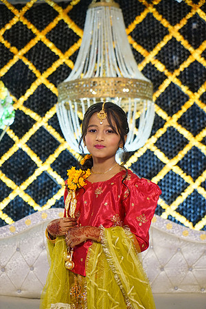 Ayesha & Arslan Mehndi 00069