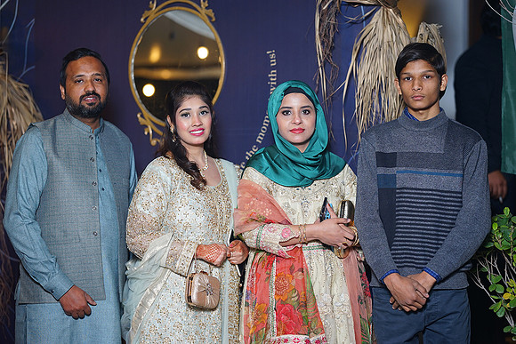Haniya & Abid Walima 00306