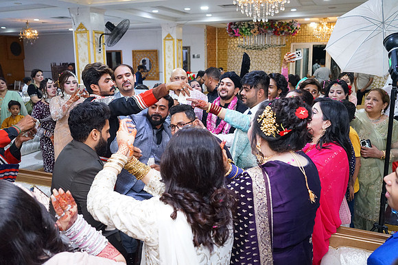 Rafiya & Fahad Barat 00189