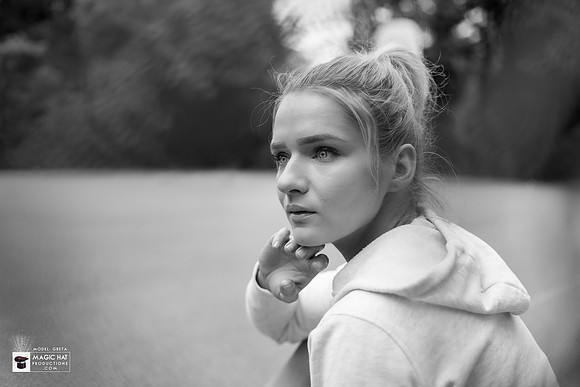 Greta B&W-54