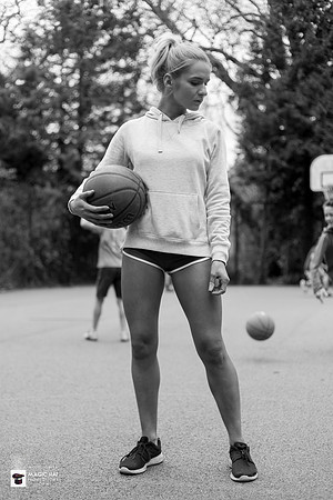 Greta B&W-36