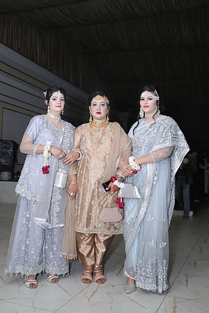 Ibrar & Aleena Barat 00250