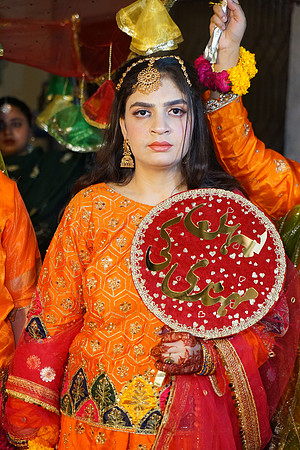 Rafiya & Fahad Mehndi 00229