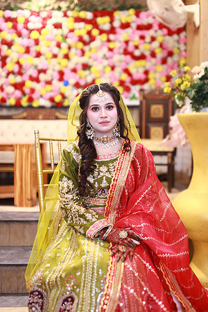 Usama & Bisma Mehndi 00125