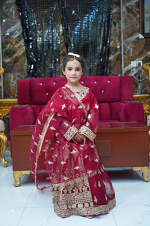 Usama & Hania Barat 00040