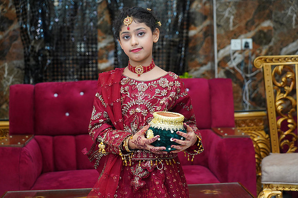 Usama & Hania Barat 00046
