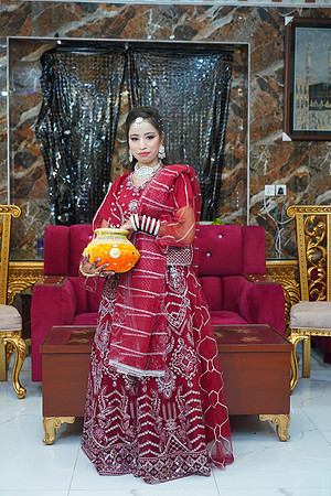 Usama & Hania Barat 00073