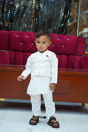 Usama & Hania Barat 00091