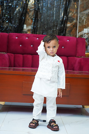 Usama & Hania Barat 00097
