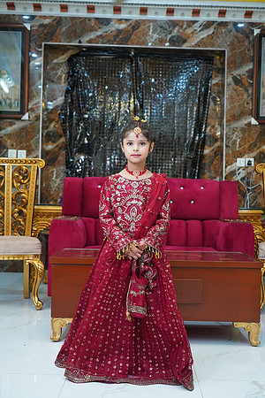 Usama & Hania Barat 00098