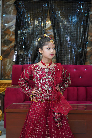 Usama & Hania Barat 00103