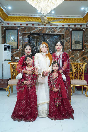Usama & Hania Barat 00109