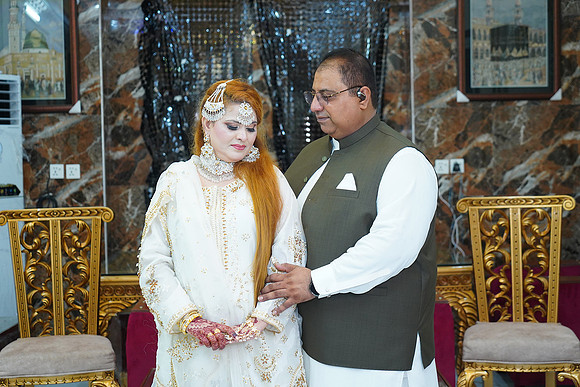 Usama & Hania Barat 00131