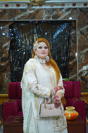 Usama & Hania Barat 00143