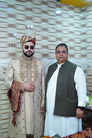 Usama & Hania Barat 00175