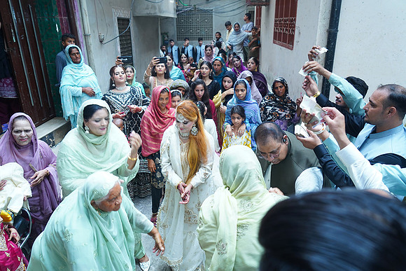 Usama & Hania Barat 00198