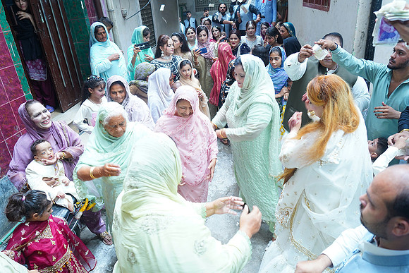 Usama & Hania Barat 00212