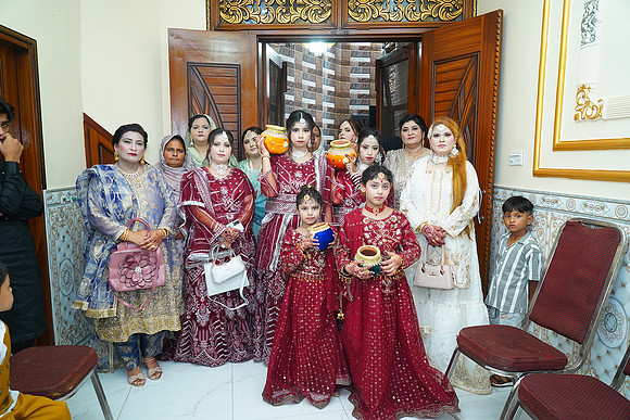 Usama & Hania Barat 00242