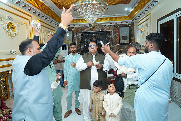 Usama & Hania Barat 00259