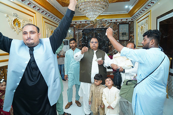 Usama & Hania Barat 00260