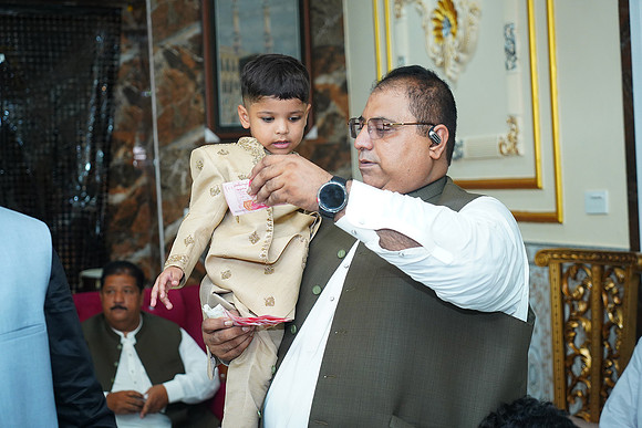 Usama & Hania Barat 00268