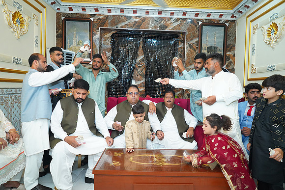 Usama & Hania Barat 00282