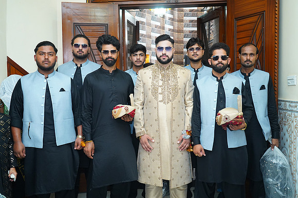 Usama & Hania Barat 00294