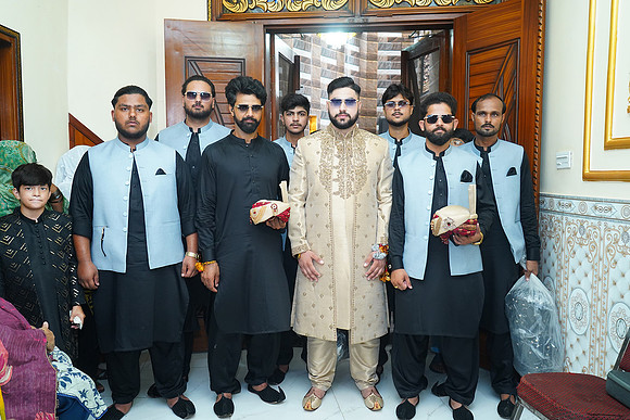 Usama & Hania Barat 00295
