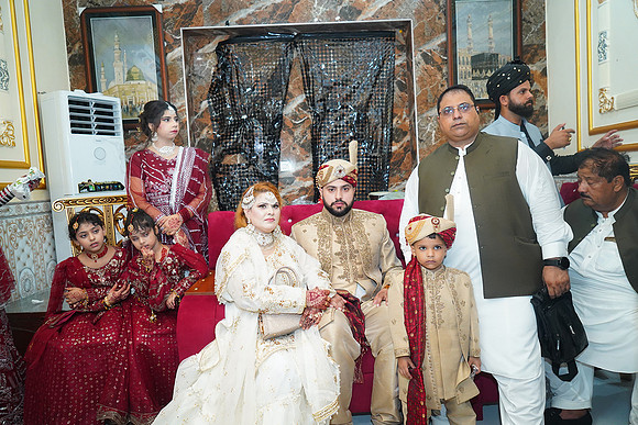 Usama & Hania Barat 00336