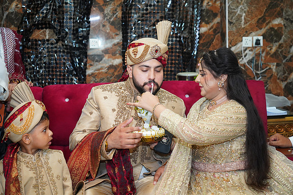 Usama & Hania Barat 00355