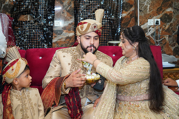 Usama & Hania Barat 00356
