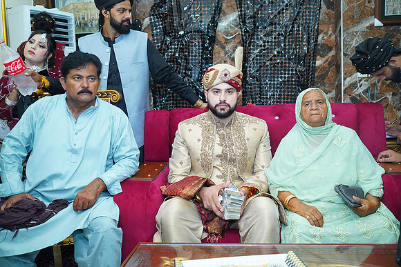 Usama & Hania Barat 00390