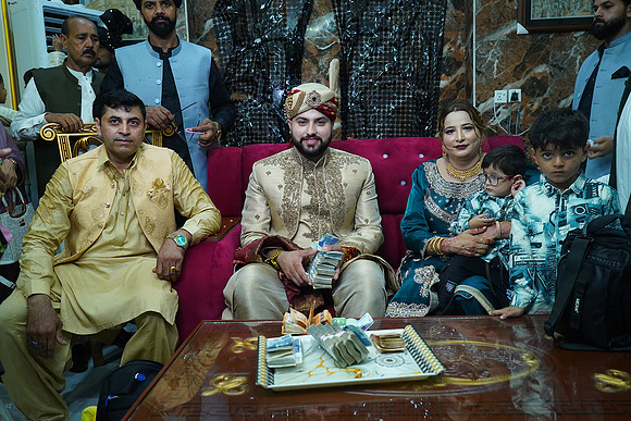 Usama & Hania Barat 00398