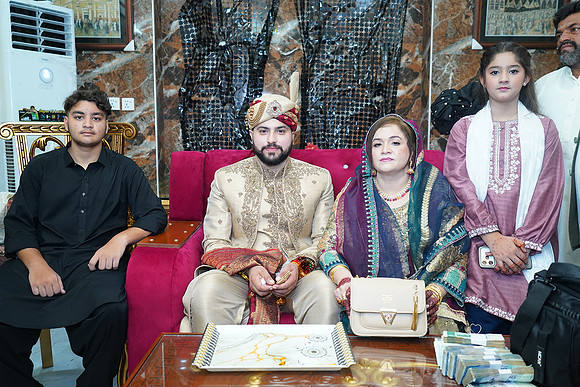 Usama & Hania Barat 00417