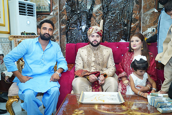 Usama & Hania Barat 00438
