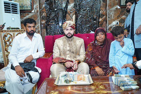 Usama & Hania Barat 00440