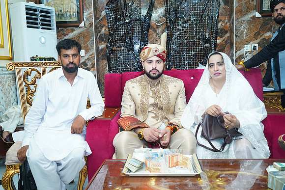 Usama & Hania Barat 00441