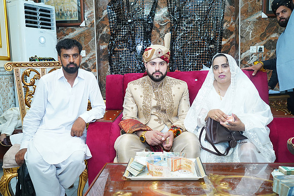 Usama & Hania Barat 00442