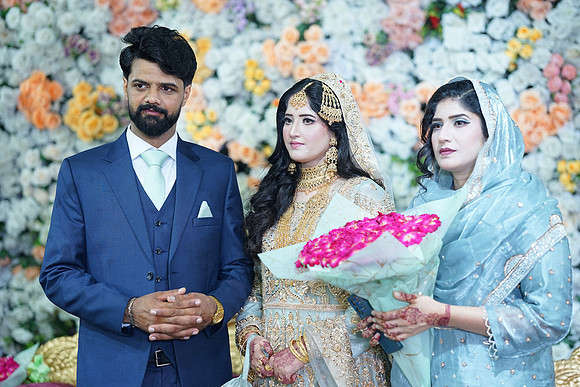 Jamshaid & Hajra Walima 00342