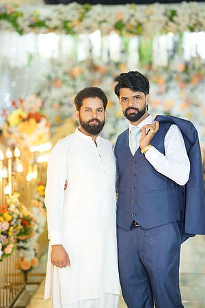 Jamshaid & Hajra Walima 00348