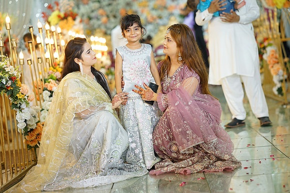 Jamshaid & Hajra Walima 00442