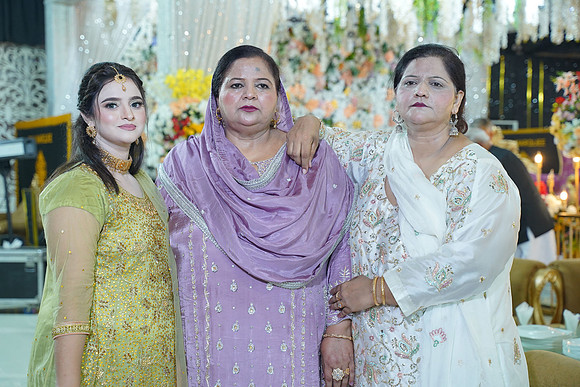 Jamshaid & Hajra Walima 00617
