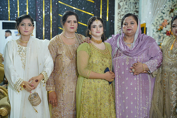 Jamshaid & Hajra Walima 00681