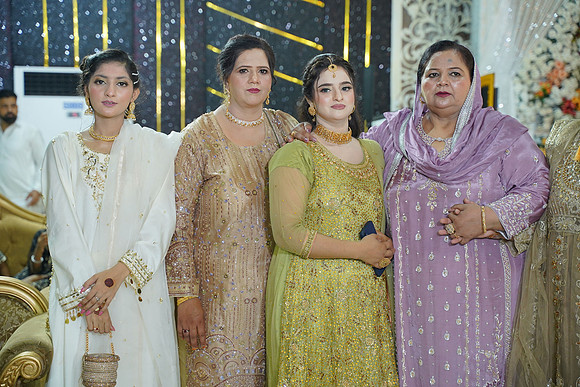 Jamshaid & Hajra Walima 00682