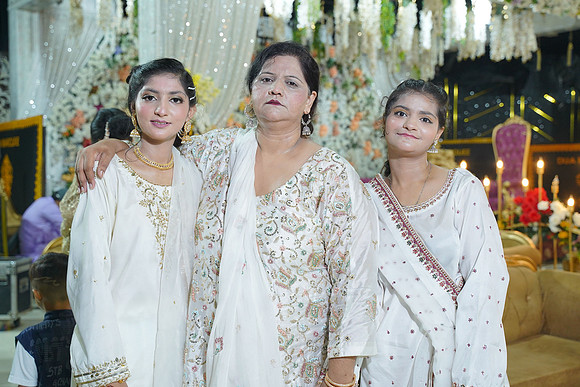Jamshaid & Hajra Walima 00692
